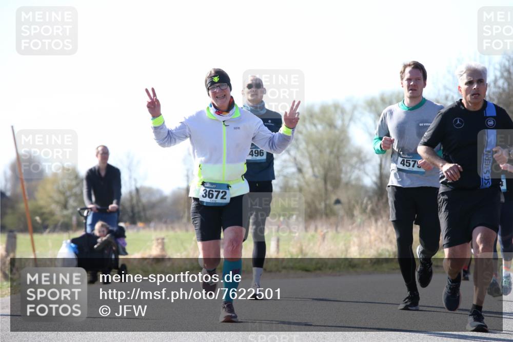 06.04.2025 - 44. Internationalen Wilhelmsburger Insellauf Jannik Wohlers http://msf.ph/oto/7622501 06.04.2025 10:21:51 Laufen 3672, 496, 457 meine-sportfotos.de