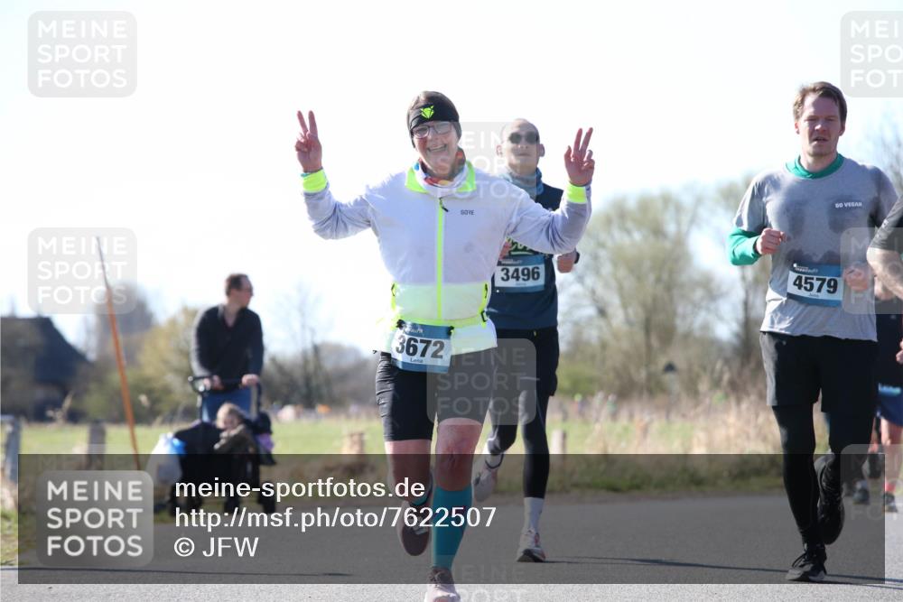 06.04.2025 - 44. Internationalen Wilhelmsburger Insellauf Jannik Wohlers http://msf.ph/oto/7622507 06.04.2025 10:21:52 Laufen 3672, 3496, 00, 4579 meine-sportfotos.de