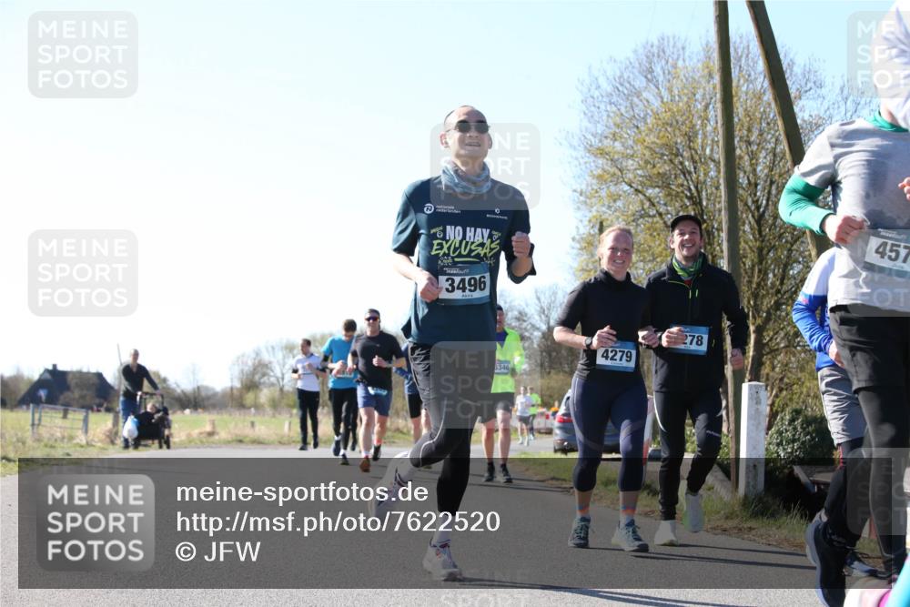 06.04.2025 - 44. Internationalen Wilhelmsburger Insellauf Jannik Wohlers http://msf.ph/oto/7622520 06.04.2025 10:21:56 Laufen 3496, 8346, 4279, 2781, 457 meine-sportfotos.de