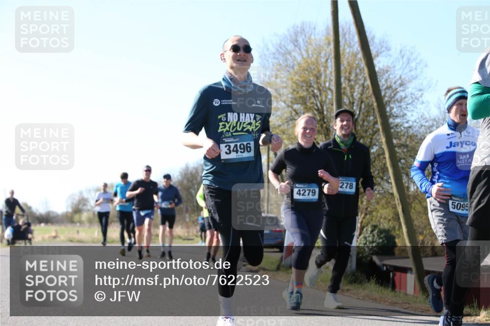 06.04.2025 - 44. Internationalen Wilhelmsburger Insellauf Jannik Wohlers http://msf.ph/oto/7622523 06.04.2025 10:21:56 Laufen 3496, 4279, 278, 5095 meine-sportfotos.de