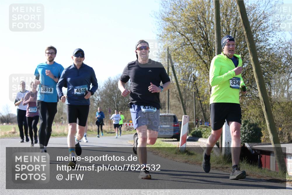 06.04.2025 - 44. Internationalen Wilhelmsburger Insellauf Jannik Wohlers http://msf.ph/oto/7622532 06.04.2025 10:21:59 Laufen 4118, 3819, 4515, 430, 39, 31, 4925, 3346 meine-sportfotos.de