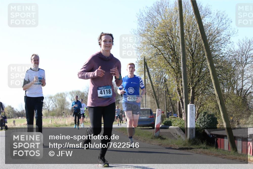 06.04.2025 - 44. Internationalen Wilhelmsburger Insellauf Jannik Wohlers http://msf.ph/oto/7622546 06.04.2025 10:22:02 Laufen 178, 4118, 4470, 31, 4321 meine-sportfotos.de