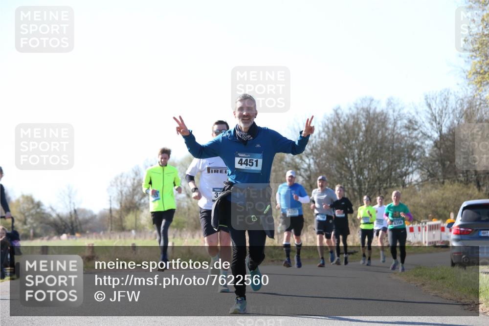 06.04.2025 - 44. Internationalen Wilhelmsburger Insellauf Jannik Wohlers http://msf.ph/oto/7622560 06.04.2025 10:22:06 Laufen 4451, 3, 3, 4337 meine-sportfotos.de