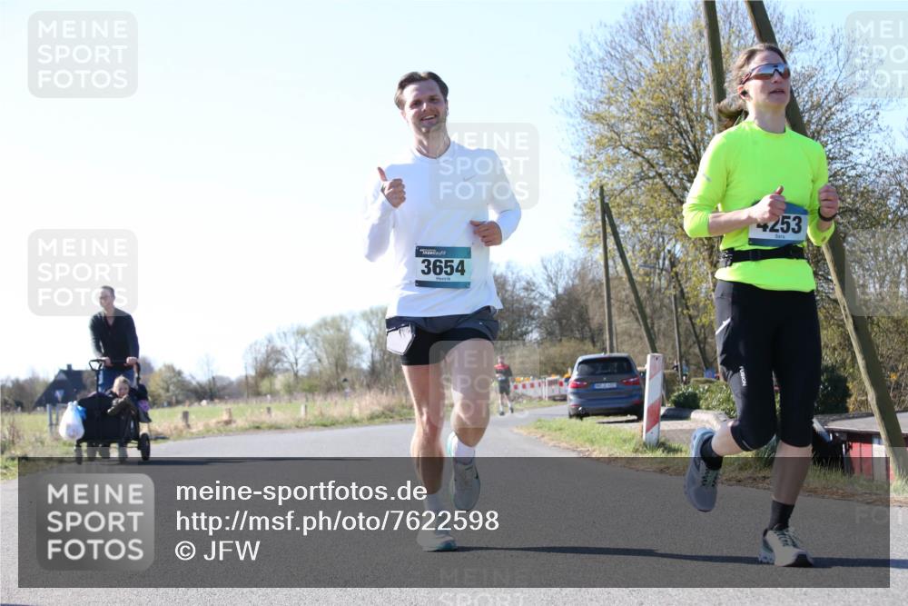 06.04.2025 - 44. Internationalen Wilhelmsburger Insellauf Jannik Wohlers http://msf.ph/oto/7622598 06.04.2025 10:22:20 Laufen 3654, 253 meine-sportfotos.de
