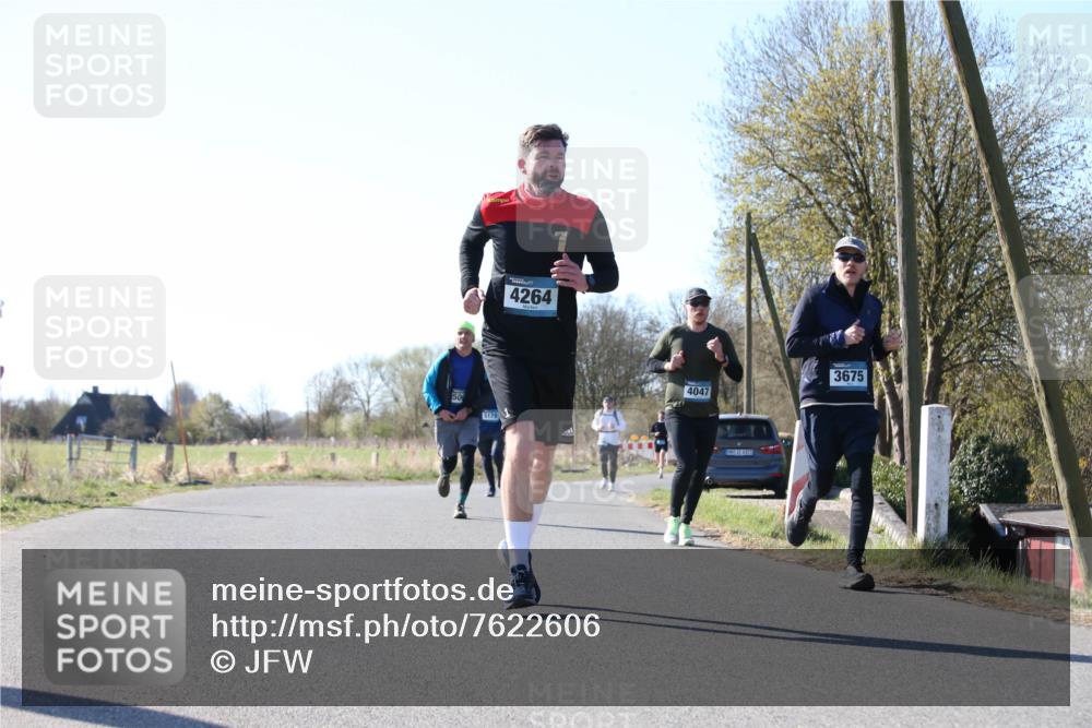 06.04.2025 - 44. Internationalen Wilhelmsburger Insellauf Jannik Wohlers http://msf.ph/oto/7622606 06.04.2025 10:22:35 Laufen 4264, 4047, 1449, 31, 4323, 3675 meine-sportfotos.de