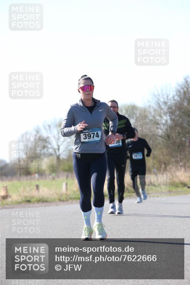 06.04.2025 - 44. Internationalen Wilhelmsburger Insellauf Jannik Wohlers http://msf.ph/oto/7622666 06.04.2025 10:22:57 Laufen 3974, 30, 3472 meine-sportfotos.de