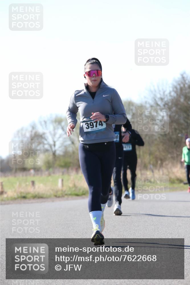 06.04.2025 - 44. Internationalen Wilhelmsburger Insellauf Jannik Wohlers http://msf.ph/oto/7622668 06.04.2025 10:22:58 Laufen 07, 3974 meine-sportfotos.de