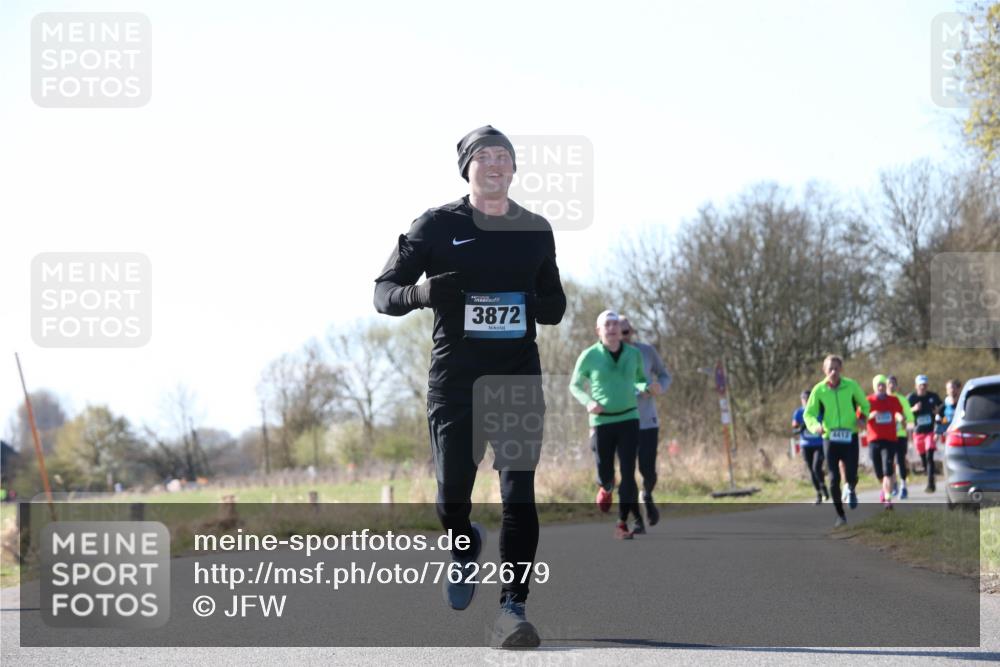 06.04.2025 - 44. Internationalen Wilhelmsburger Insellauf Jannik Wohlers http://msf.ph/oto/7622679 06.04.2025 10:23:03 Laufen 3872, 4412 meine-sportfotos.de