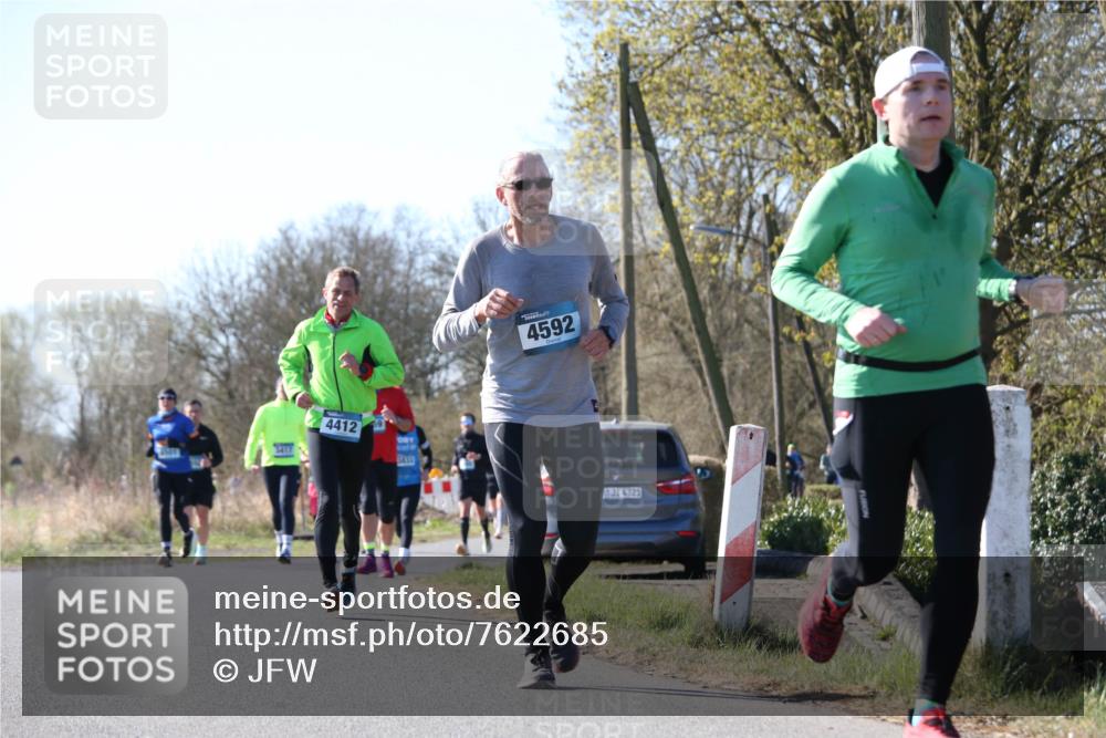 06.04.2025 - 44. Internationalen Wilhelmsburger Insellauf Jannik Wohlers http://msf.ph/oto/7622685 06.04.2025 10:23:08 Laufen 3417, 4412, 4592, 31, 4321 meine-sportfotos.de