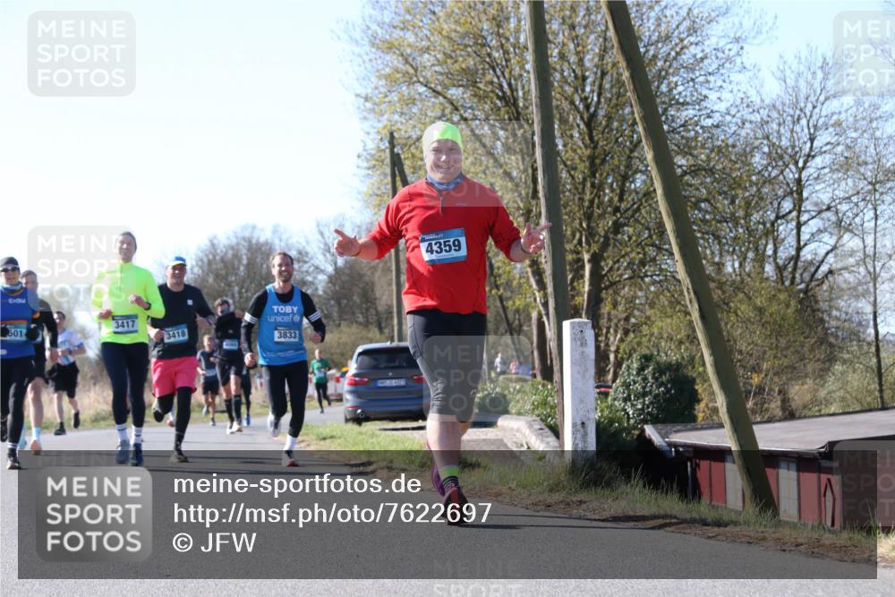 06.04.2025 - 44. Internationalen Wilhelmsburger Insellauf Jannik Wohlers http://msf.ph/oto/7622697 06.04.2025 10:23:14 Laufen 501, 3417, 3418, 3833, 48, 31, 4223, 4359 meine-sportfotos.de