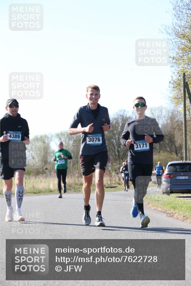 06.04.2025 - 44. Internationalen Wilhelmsburger Insellauf Jannik Wohlers http://msf.ph/oto/7622728 06.04.2025 10:23:24 Laufen 4389, 3574, 3076, 3171, 31, 4323 meine-sportfotos.de