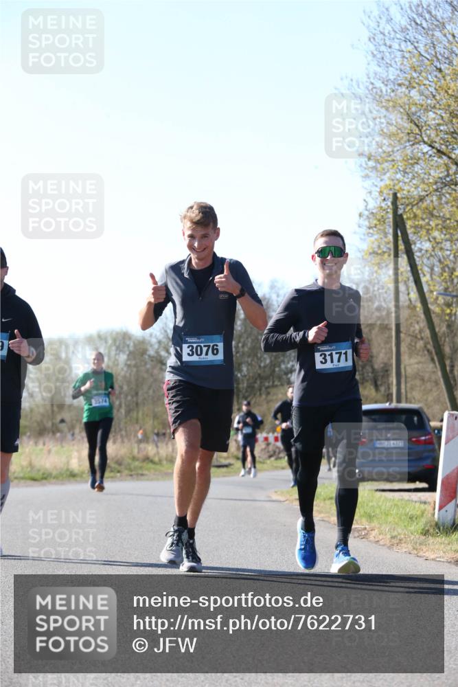 06.04.2025 - 44. Internationalen Wilhelmsburger Insellauf Jannik Wohlers http://msf.ph/oto/7622731 06.04.2025 10:23:25 Laufen 574, 3076, 3171 meine-sportfotos.de