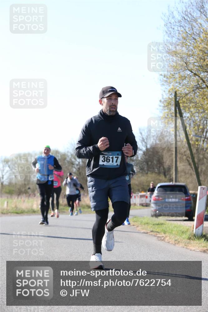 06.04.2025 - 44. Internationalen Wilhelmsburger Insellauf Jannik Wohlers http://msf.ph/oto/7622754 06.04.2025 10:23:37 Laufen 9, 3617 meine-sportfotos.de