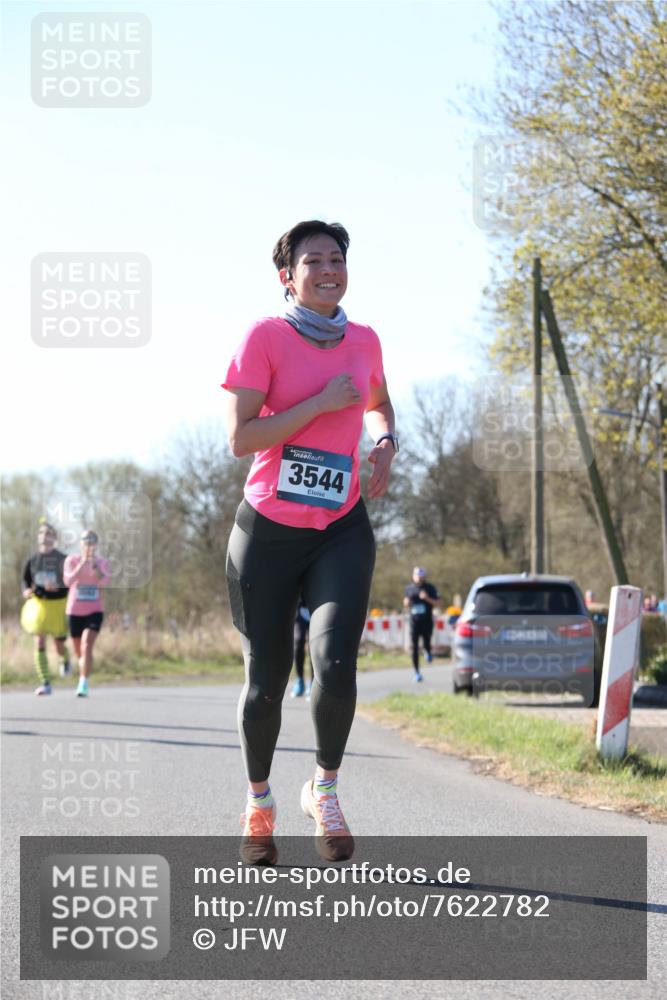 06.04.2025 - 44. Internationalen Wilhelmsburger Insellauf Jannik Wohlers http://msf.ph/oto/7622782 06.04.2025 10:23:43 Laufen 3544 meine-sportfotos.de