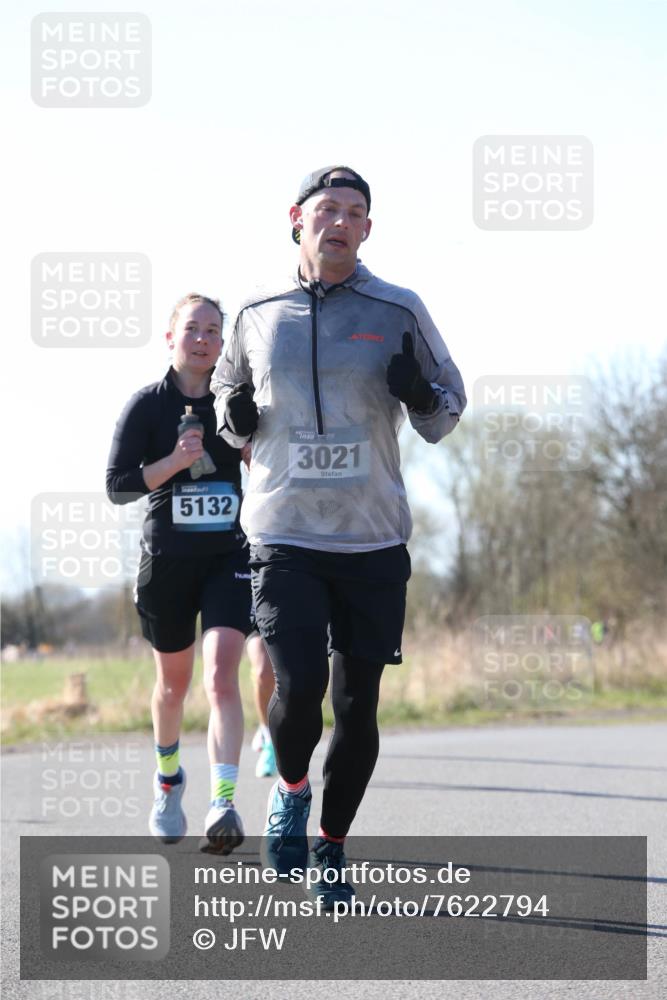 06.04.2025 - 44. Internationalen Wilhelmsburger Insellauf Jannik Wohlers http://msf.ph/oto/7622794 06.04.2025 10:23:46 Laufen 5132, 3021 meine-sportfotos.de