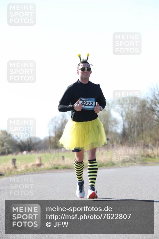 06.04.2025 - 44. Internationalen Wilhelmsburger Insellauf Jannik Wohlers http://msf.ph/oto/7622807 06.04.2025 10:23:50 Laufen 4222 meine-sportfotos.de