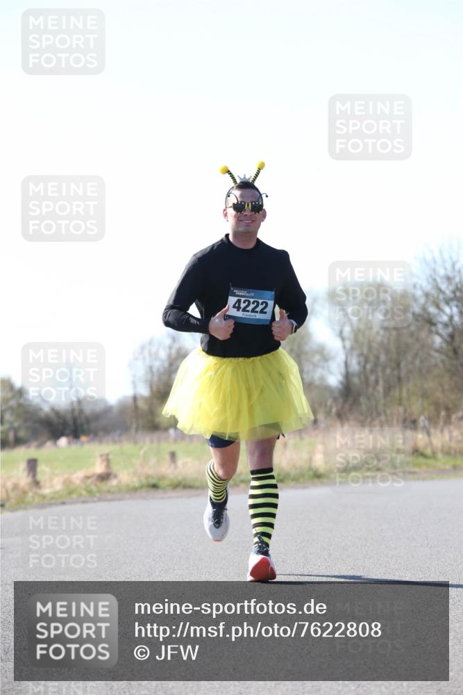 06.04.2025 - 44. Internationalen Wilhelmsburger Insellauf Jannik Wohlers http://msf.ph/oto/7622808 06.04.2025 10:23:51 Laufen 44, 4222 meine-sportfotos.de