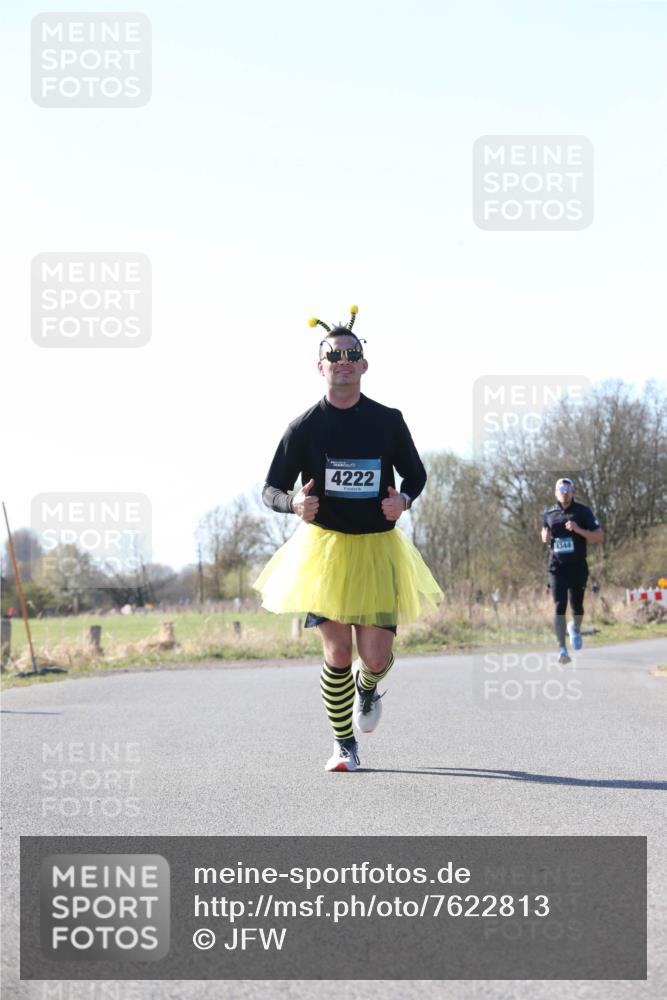06.04.2025 - 44. Internationalen Wilhelmsburger Insellauf Jannik Wohlers http://msf.ph/oto/7622813 06.04.2025 10:23:51 Laufen 4222, 4344 meine-sportfotos.de