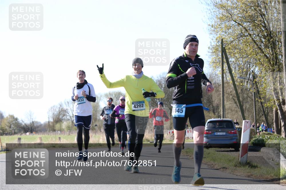 06.04.2025 - 44. Internationalen Wilhelmsburger Insellauf Jannik Wohlers http://msf.ph/oto/7622851 06.04.2025 10:24:10 Laufen 3432, 4115, 309, 4202, 4139, 4445, 31, 4321 meine-sportfotos.de