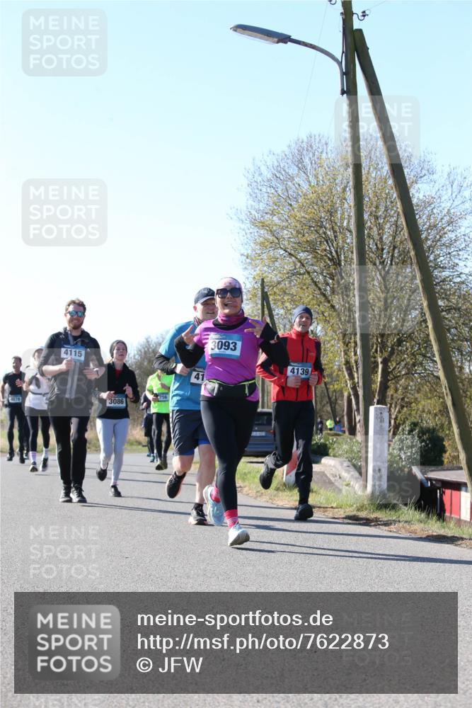 06.04.2025 - 44. Internationalen Wilhelmsburger Insellauf Jannik Wohlers http://msf.ph/oto/7622873 06.04.2025 10:24:15 Laufen 4078, 4115, 3086, 756, 41, 3093, 31, 4323, 4139 meine-sportfotos.de