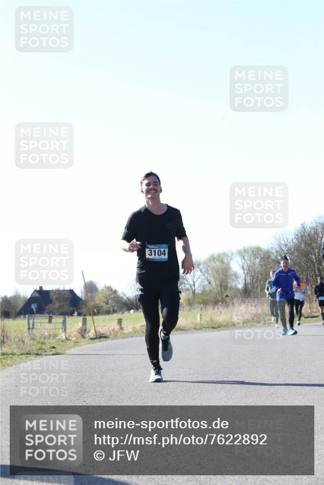 06.04.2025 - 44. Internationalen Wilhelmsburger Insellauf Jannik Wohlers http://msf.ph/oto/7622892 06.04.2025 10:24:21 Laufen 3104 meine-sportfotos.de