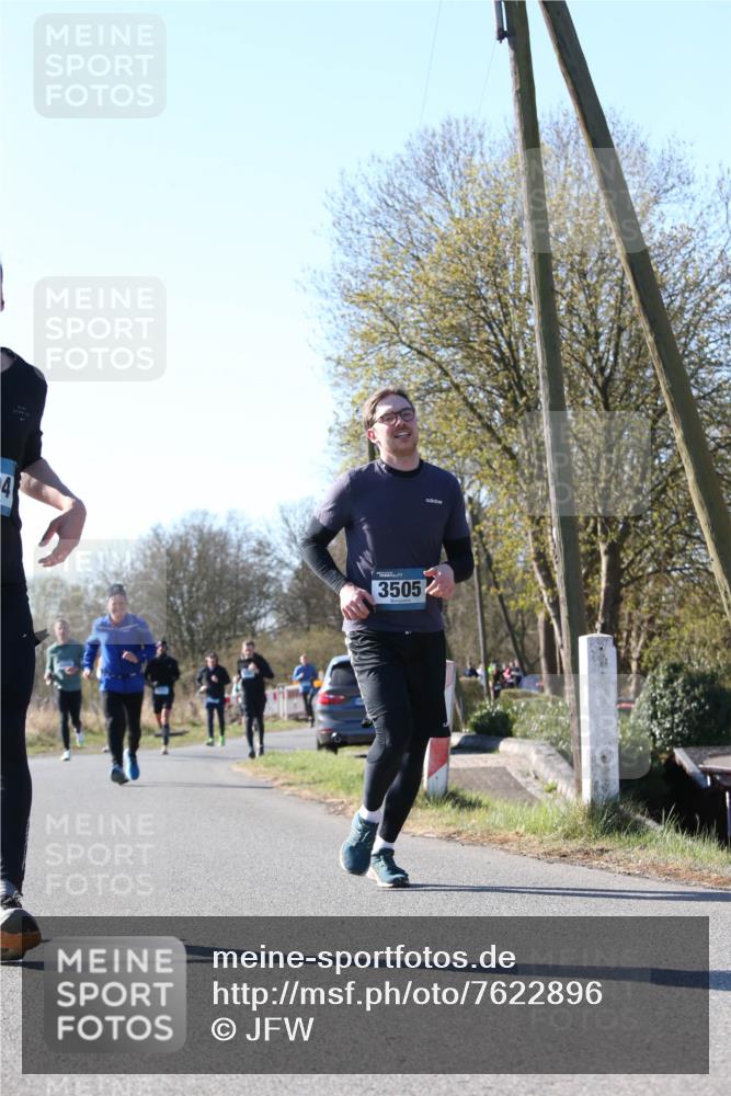 06.04.2025 - 44. Internationalen Wilhelmsburger Insellauf Jannik Wohlers http://msf.ph/oto/7622896 06.04.2025 10:24:22 Laufen 4, 3505 meine-sportfotos.de