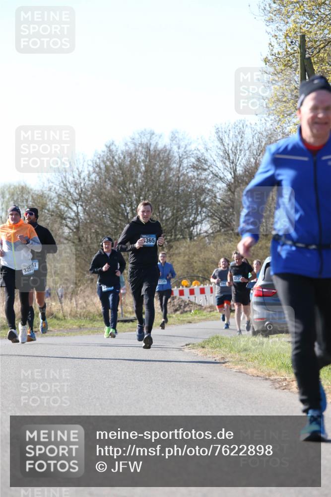 06.04.2025 - 44. Internationalen Wilhelmsburger Insellauf Jannik Wohlers http://msf.ph/oto/7622898 06.04.2025 10:24:25 Laufen 3255, 365, 3729, 413 meine-sportfotos.de