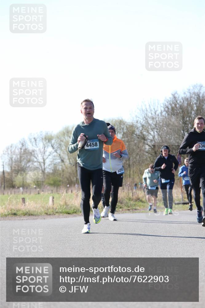 06.04.2025 - 44. Internationalen Wilhelmsburger Insellauf Jannik Wohlers http://msf.ph/oto/7622903 06.04.2025 10:24:27 Laufen 4458, 3255, 1975, 3400, 336 meine-sportfotos.de