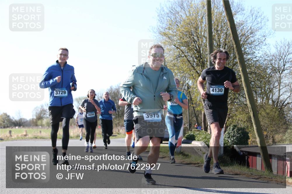 06.04.2025 - 44. Internationalen Wilhelmsburger Insellauf Jannik Wohlers http://msf.ph/oto/7622927 06.04.2025 10:24:39 Laufen 3729, 3656, 3975, 4130 meine-sportfotos.de