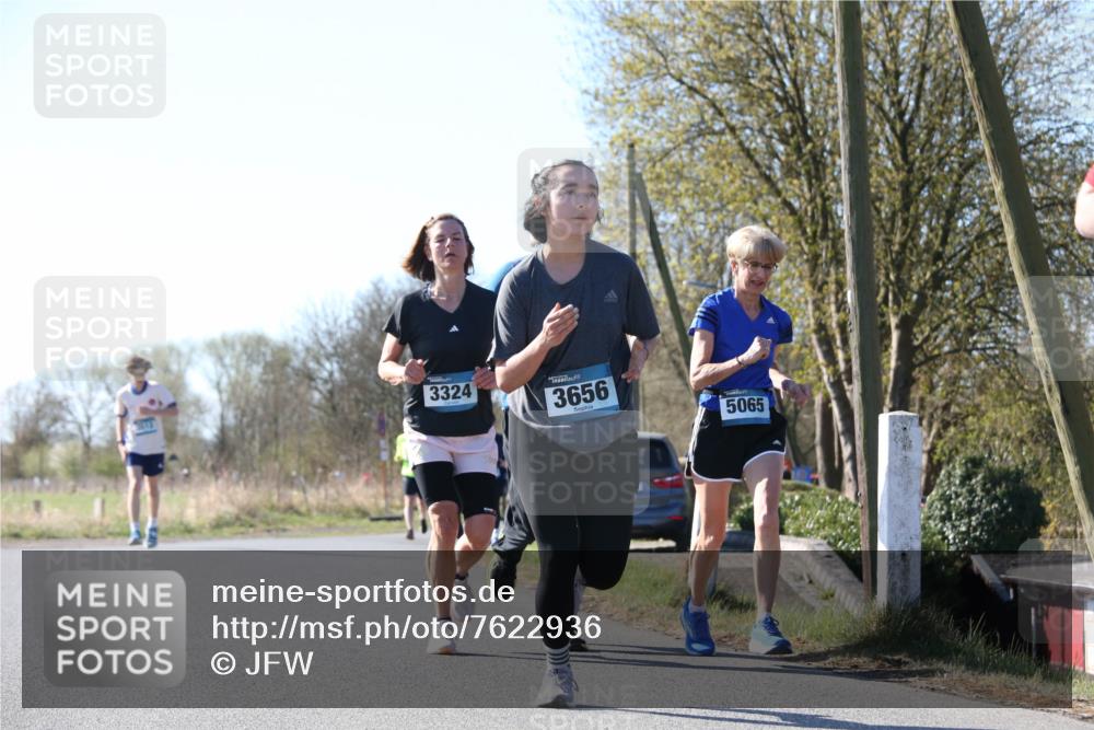 06.04.2025 - 44. Internationalen Wilhelmsburger Insellauf Jannik Wohlers http://msf.ph/oto/7622936 06.04.2025 10:24:41 Laufen 3324, 3656, 5065 meine-sportfotos.de