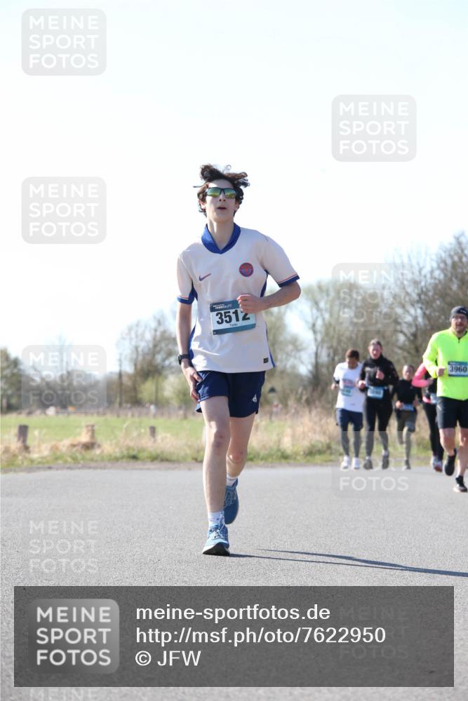 06.04.2025 - 44. Internationalen Wilhelmsburger Insellauf Jannik Wohlers http://msf.ph/oto/7622950 06.04.2025 10:24:47 Laufen 3512, 3960 meine-sportfotos.de