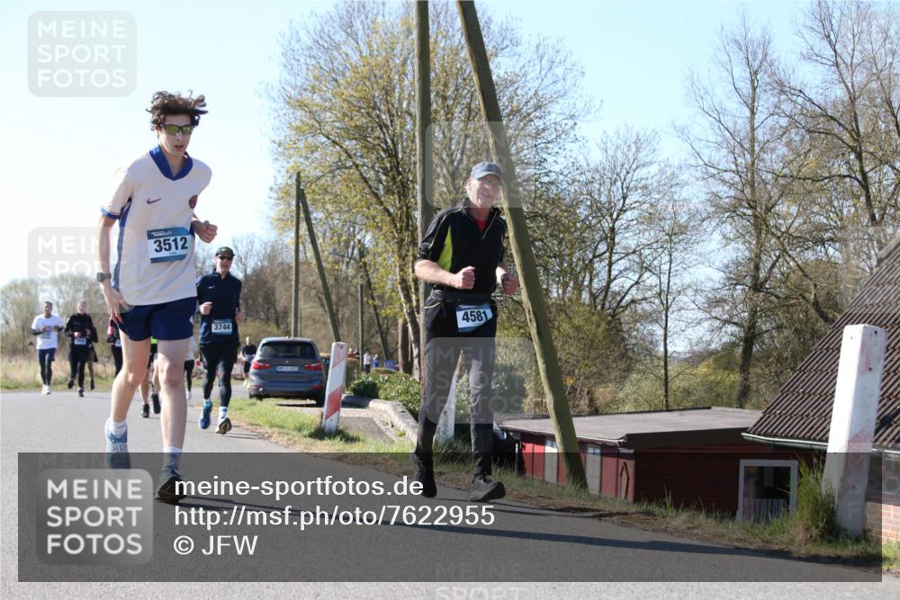 06.04.2025 - 44. Internationalen Wilhelmsburger Insellauf Jannik Wohlers http://msf.ph/oto/7622955 06.04.2025 10:24:49 Laufen 3512, 3744, 831, 4223, 4581 meine-sportfotos.de