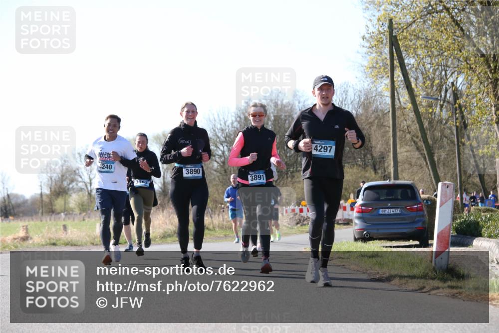 06.04.2025 - 44. Internationalen Wilhelmsburger Insellauf Jannik Wohlers http://msf.ph/oto/7622962 06.04.2025 10:24:53 Laufen 4240, 3563, 16, 3890, 3891, 4297, 4321 meine-sportfotos.de
