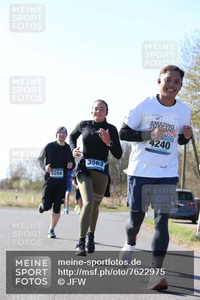 06.04.2025 - 44. Internationalen Wilhelmsburger Insellauf Jannik Wohlers http://msf.ph/oto/7622975 06.04.2025 10:24:57 Laufen 5204, 3563, 4240, 2 meine-sportfotos.de