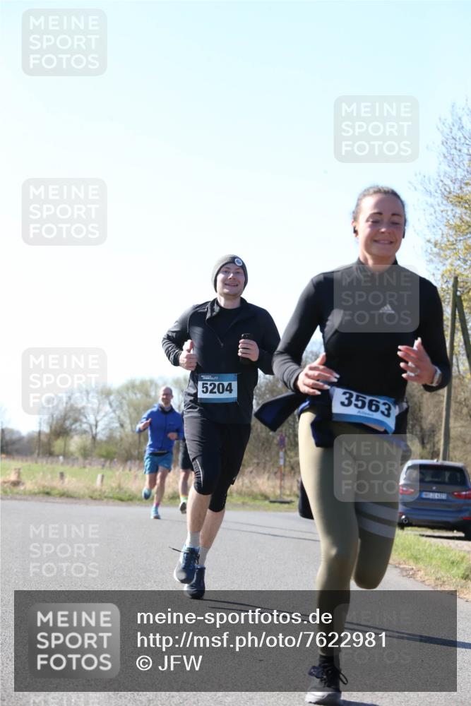 06.04.2025 - 44. Internationalen Wilhelmsburger Insellauf Jannik Wohlers http://msf.ph/oto/7622981 06.04.2025 10:24:58 Laufen 5204, 3563 meine-sportfotos.de