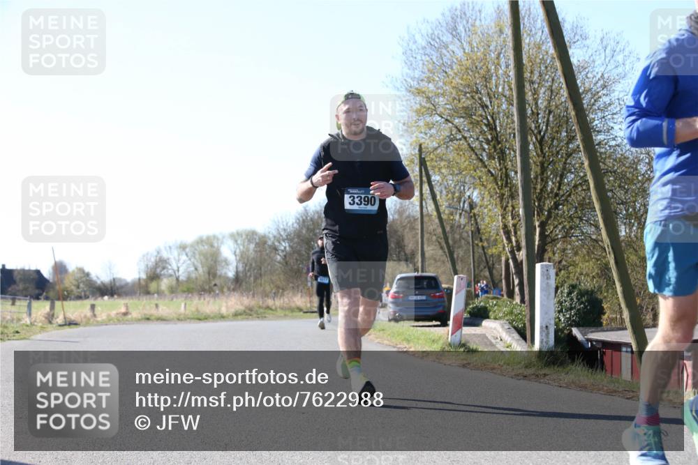 06.04.2025 - 44. Internationalen Wilhelmsburger Insellauf Jannik Wohlers http://msf.ph/oto/7622988 06.04.2025 10:25:05 Laufen 3390 meine-sportfotos.de