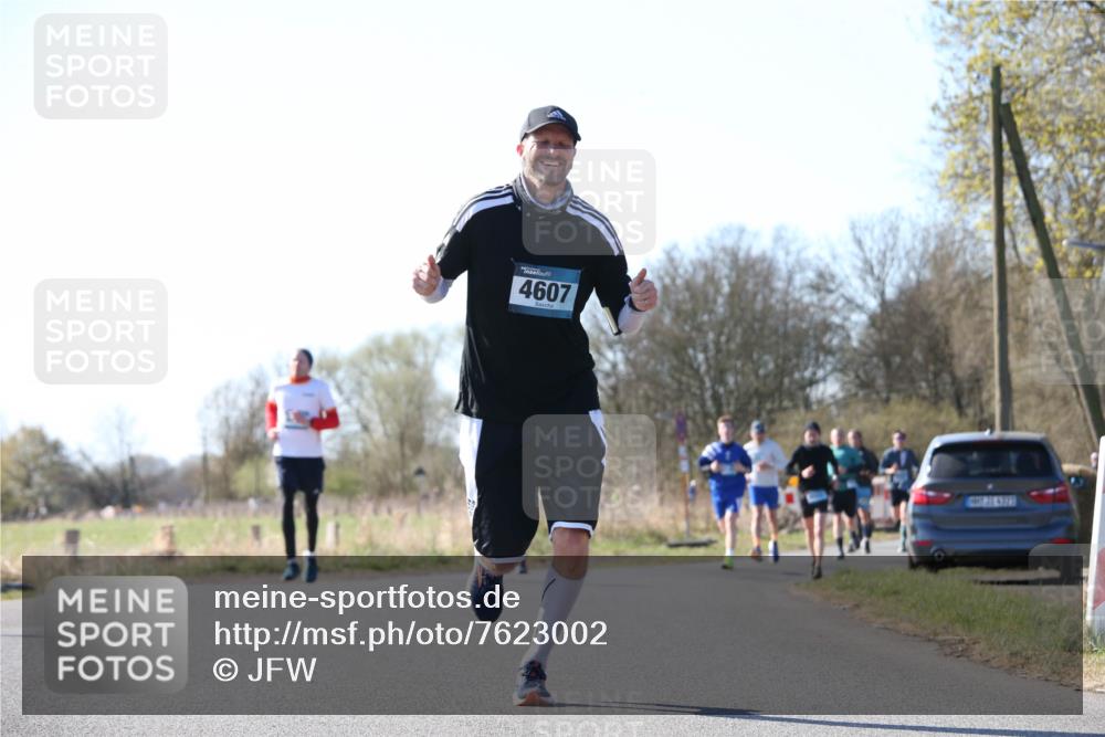 06.04.2025 - 44. Internationalen Wilhelmsburger Insellauf Jannik Wohlers http://msf.ph/oto/7623002 06.04.2025 10:25:21 Laufen 4607 meine-sportfotos.de