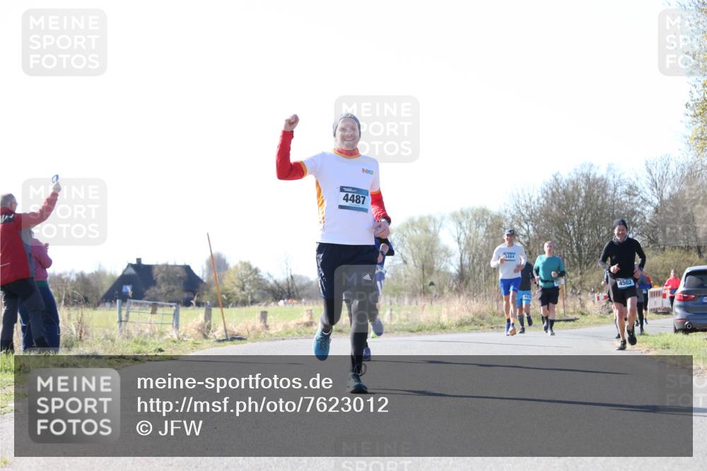 06.04.2025 - 44. Internationalen Wilhelmsburger Insellauf Jannik Wohlers http://msf.ph/oto/7623012 06.04.2025 10:25:27 Laufen 4487, 3484, 4502 meine-sportfotos.de