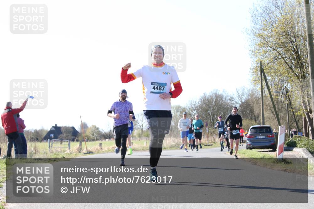 06.04.2025 - 44. Internationalen Wilhelmsburger Insellauf Jannik Wohlers http://msf.ph/oto/7623017 06.04.2025 10:25:28 Laufen 4487, 4502, 31, 4321 meine-sportfotos.de