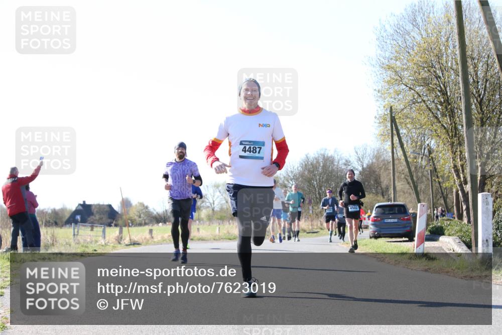 06.04.2025 - 44. Internationalen Wilhelmsburger Insellauf Jannik Wohlers http://msf.ph/oto/7623019 06.04.2025 10:25:28 Laufen 4487, 4502, 31, 4323 meine-sportfotos.de