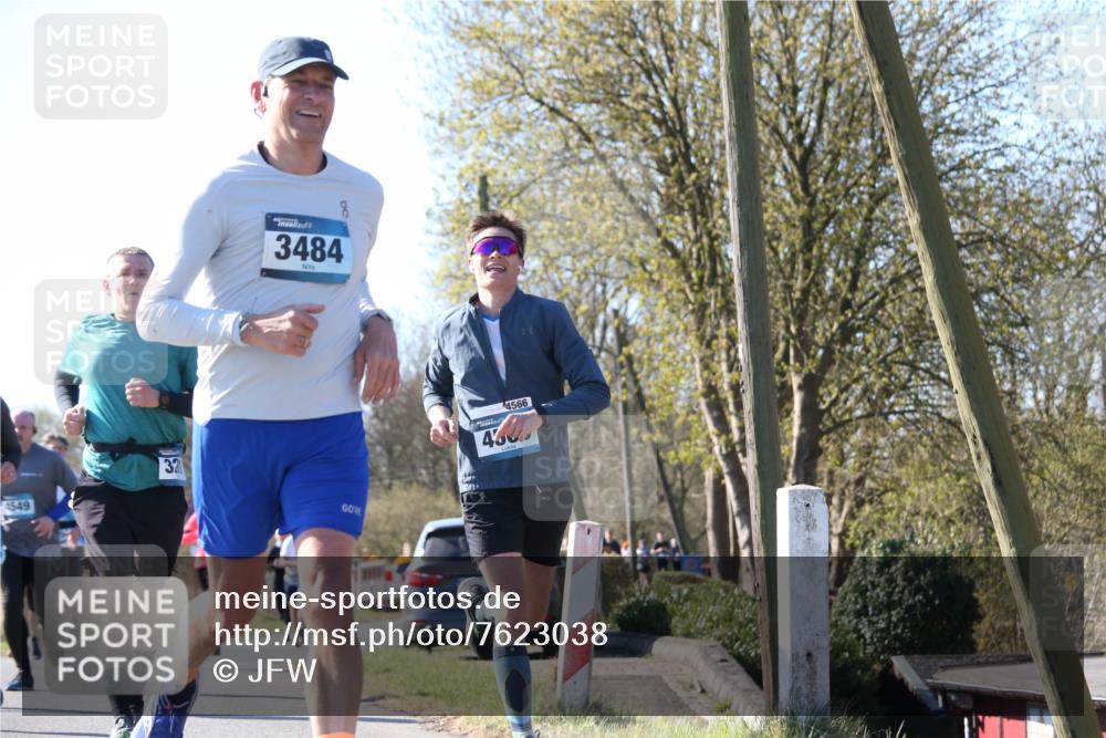 06.04.2025 - 44. Internationalen Wilhelmsburger Insellauf Jannik Wohlers http://msf.ph/oto/7623038 06.04.2025 10:25:34 Laufen 3484, 4549, 4566, 4500 meine-sportfotos.de