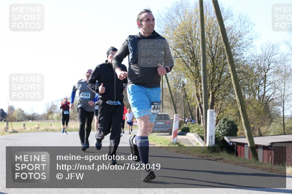06.04.2025 - 44. Internationalen Wilhelmsburger Insellauf Jannik Wohlers http://msf.ph/oto/7623049 06.04.2025 10:25:38 Laufen 4549, 2009, 444 meine-sportfotos.de