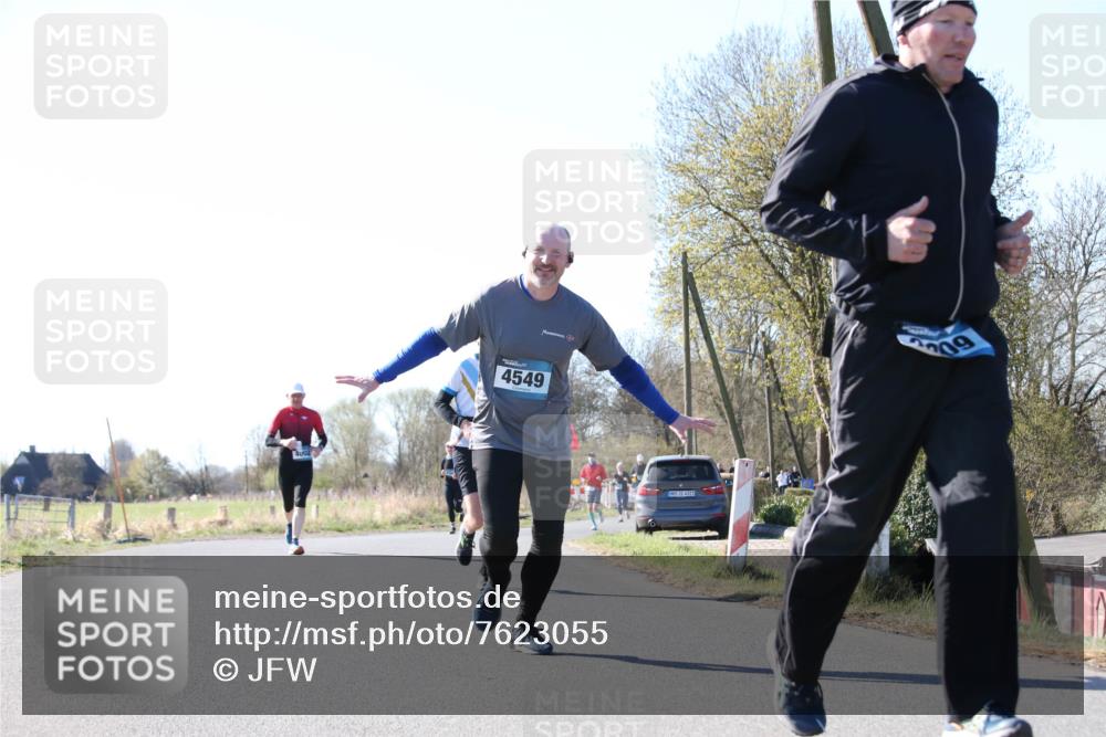 06.04.2025 - 44. Internationalen Wilhelmsburger Insellauf Jannik Wohlers http://msf.ph/oto/7623055 06.04.2025 10:25:39 Laufen 4549 meine-sportfotos.de