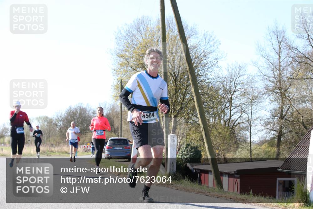 06.04.2025 - 44. Internationalen Wilhelmsburger Insellauf Jannik Wohlers http://msf.ph/oto/7623064 06.04.2025 10:25:41 Laufen 4002, 3238, 4554 meine-sportfotos.de