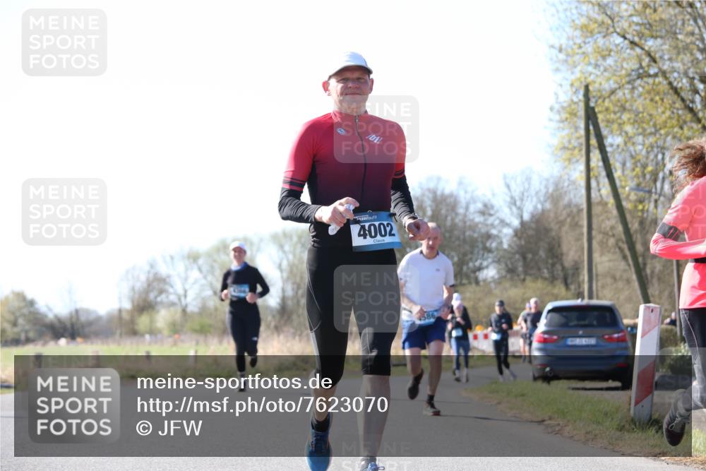 06.04.2025 - 44. Internationalen Wilhelmsburger Insellauf Jannik Wohlers http://msf.ph/oto/7623070 06.04.2025 10:25:43 Laufen 4002, 586 meine-sportfotos.de