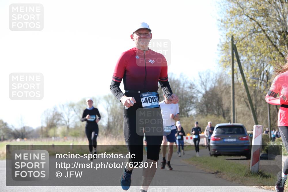 06.04.2025 - 44. Internationalen Wilhelmsburger Insellauf Jannik Wohlers http://msf.ph/oto/7623071 06.04.2025 10:25:43 Laufen 4002, 4586 meine-sportfotos.de