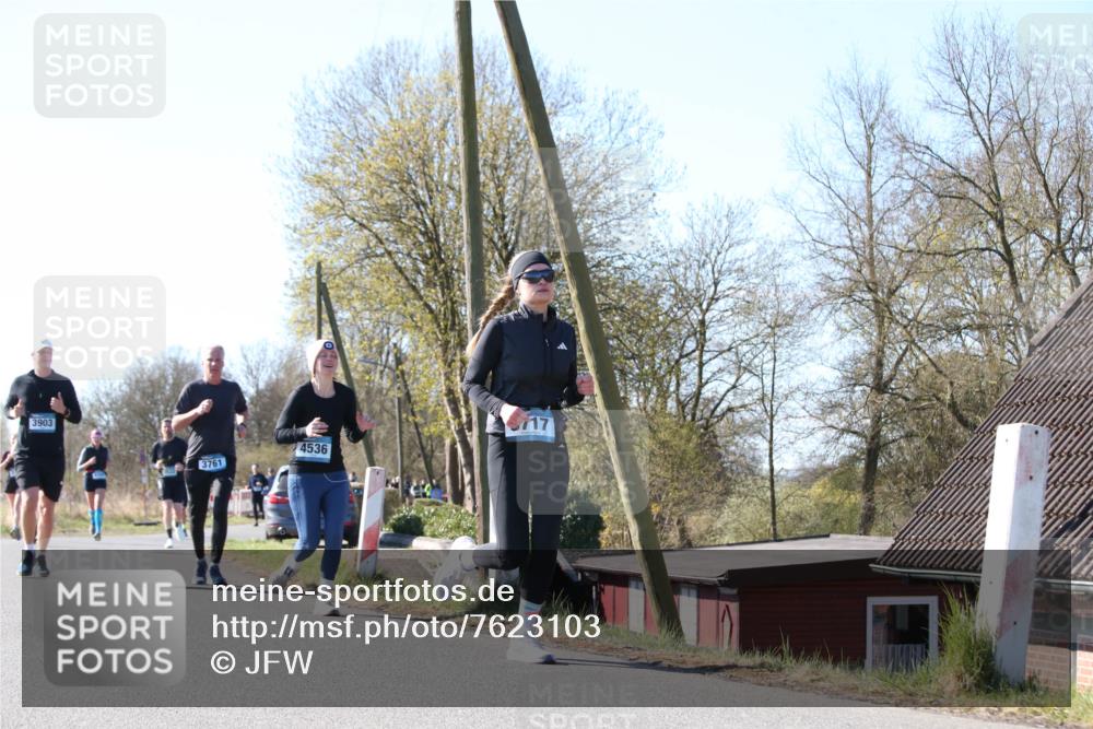 06.04.2025 - 44. Internationalen Wilhelmsburger Insellauf Jannik Wohlers http://msf.ph/oto/7623103 06.04.2025 10:25:54 Laufen 3903, 3761, 4536, 717 meine-sportfotos.de