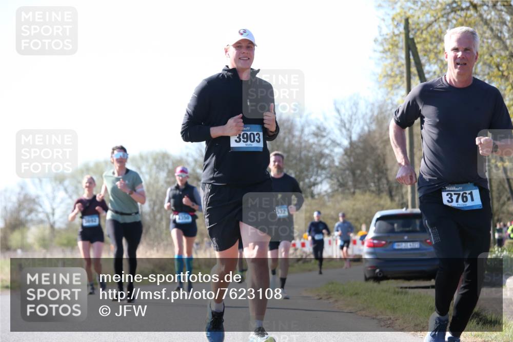 06.04.2025 - 44. Internationalen Wilhelmsburger Insellauf Jannik Wohlers http://msf.ph/oto/7623108 06.04.2025 10:25:56 Laufen 3903, 532, 3761 meine-sportfotos.de