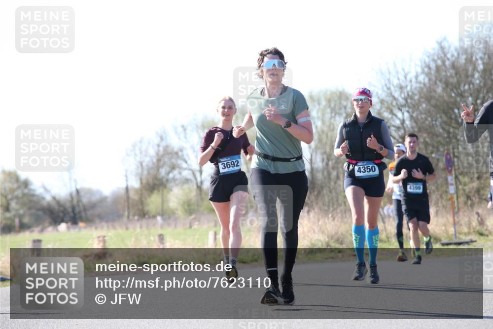 06.04.2025 - 44. Internationalen Wilhelmsburger Insellauf Jannik Wohlers http://msf.ph/oto/7623110 06.04.2025 10:25:58 Laufen 3692, 4350, 4399 meine-sportfotos.de