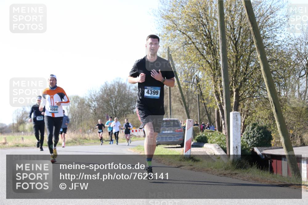06.04.2025 - 44. Internationalen Wilhelmsburger Insellauf Jannik Wohlers http://msf.ph/oto/7623141 06.04.2025 10:26:06 Laufen 3629, 4084, 4399, 31, 4323 meine-sportfotos.de